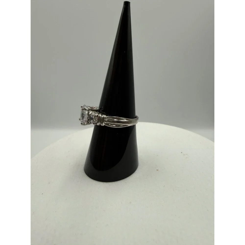 Sterling Silver 925 Three Stone‎ Cubic Zirconia Ring Size 7 Thailand Round Cut